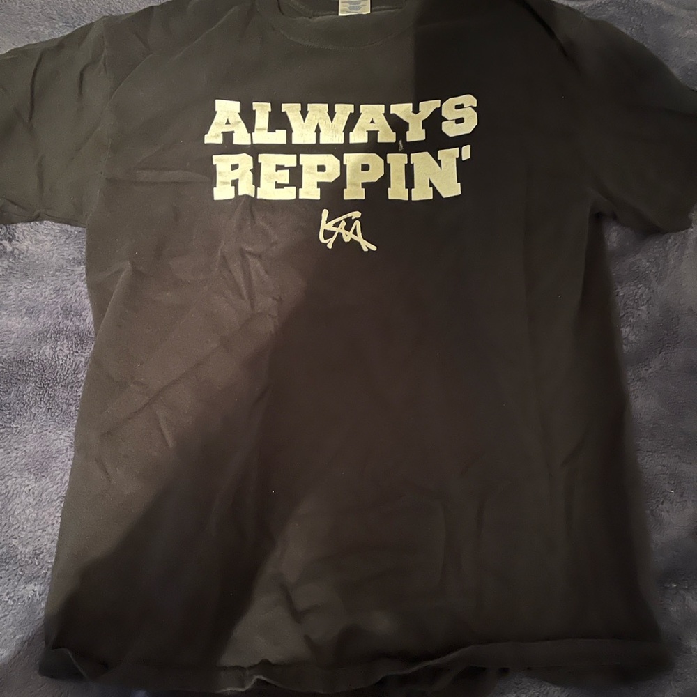 Tee shirt